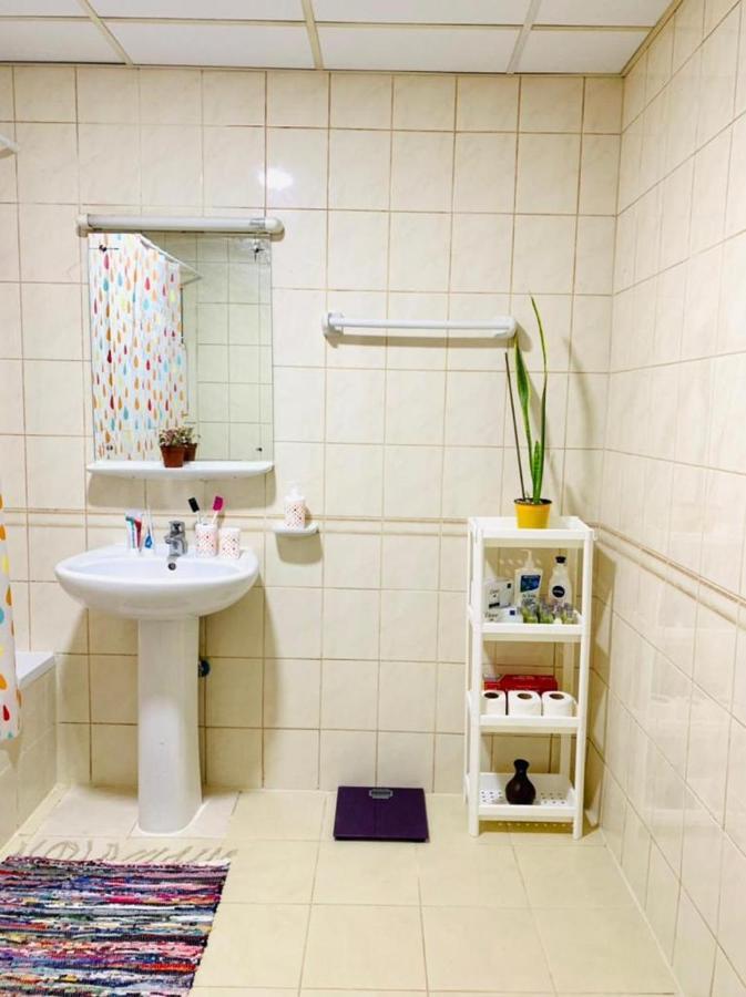 Ladies Only-Anaruby Backpackers - Metro Station Mashreq Dubai Exterior photo